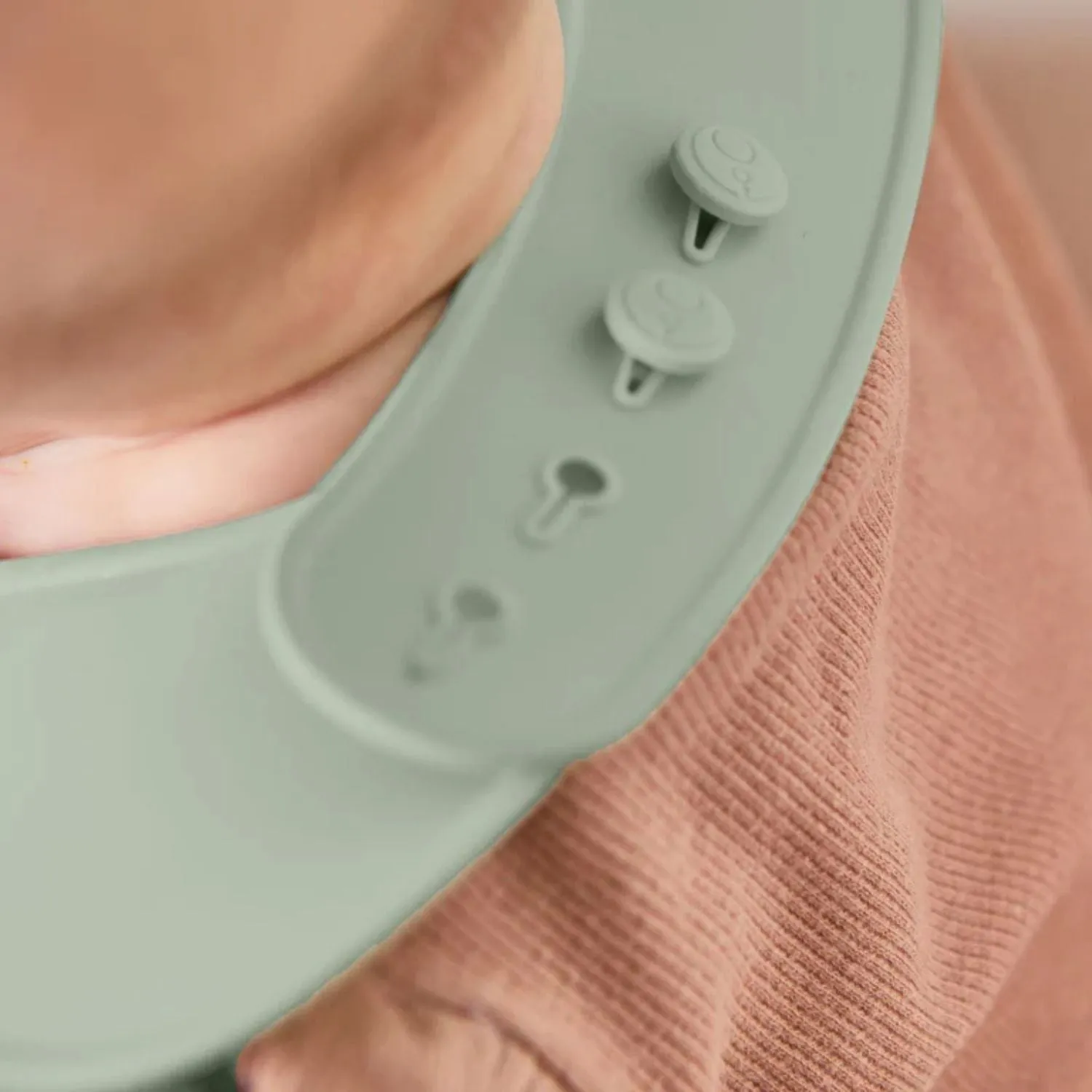 b.box Silicone Bib Ocean Blue